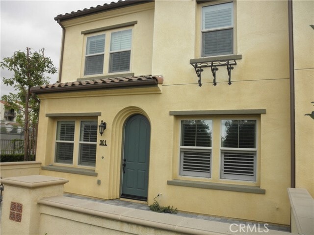 Building Photo - 301 Adalina Ln