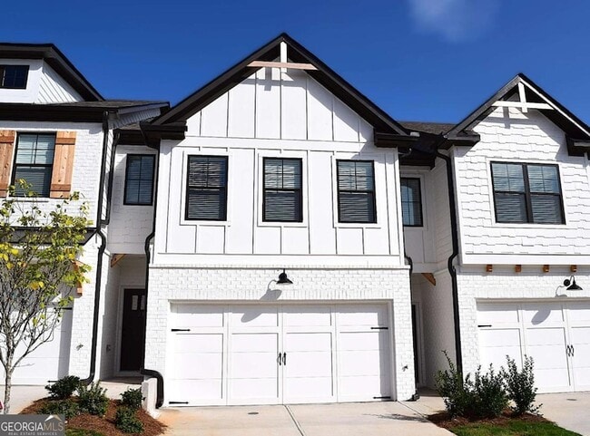 Photo - 132 Cannon Trce Dr Townhome
