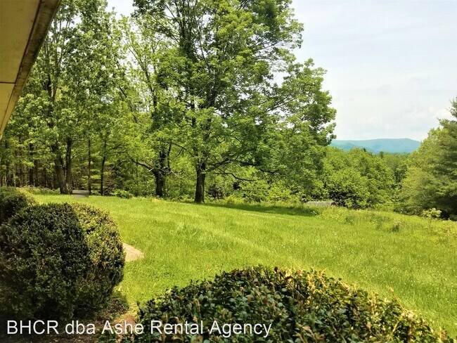 Building Photo - 3 br, 1.5 bath House - 626 E Buck Mtn Rd
