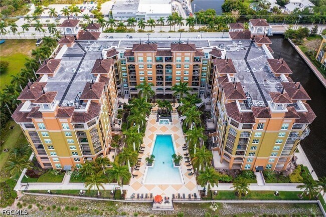 Foto del edificio - 2825 Palm Beach Blvd