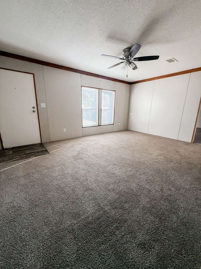 Foto del edificio - 1430 Shadeville Rd