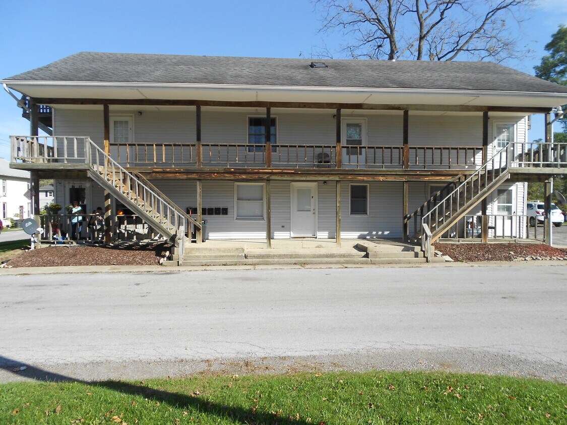 203 Stanley Ave. - 203 Stanley Ave