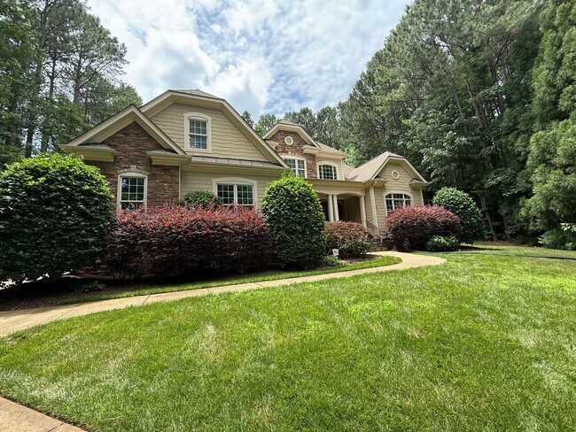 Building Photo - Luxurious 4BD, 3.5BA North Raleigh Home on...