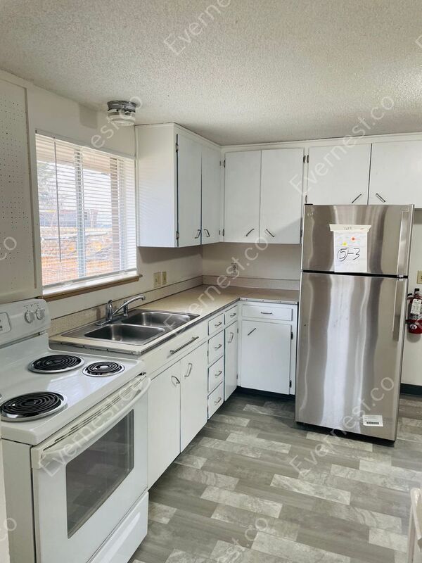 Foto del edificio - 835-837 Franklin Ave