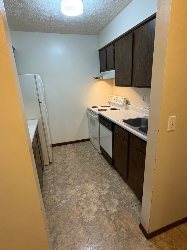 Building Photo - 478 Arch St