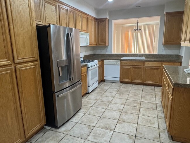Foto del edificio - 4317 Spring Creek Ct