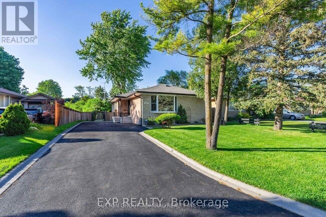 Building Photo - 447 Taylor Mills Dr S