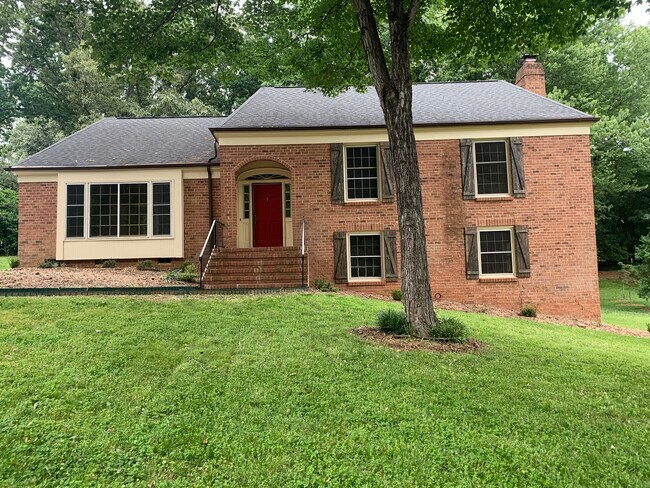 Front of House - 3621 Woody Grove Ln