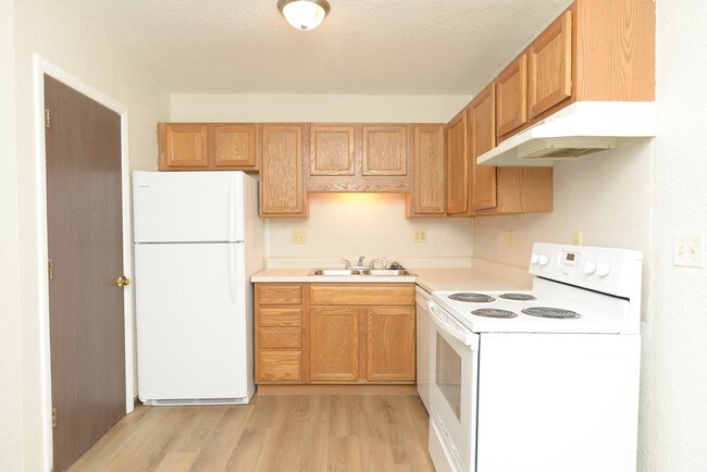 Building Photo - 3225 Cassidy Rd