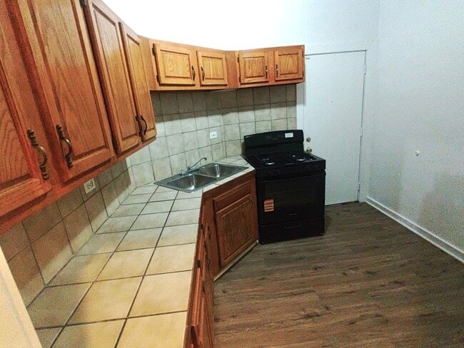 Foto del edificio - 5176 S King Dr