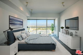 Foto del edificio - 13600 Marina Pointe Dr