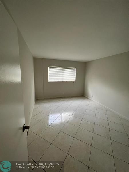 Foto del edificio - 540 SE 2nd Ave