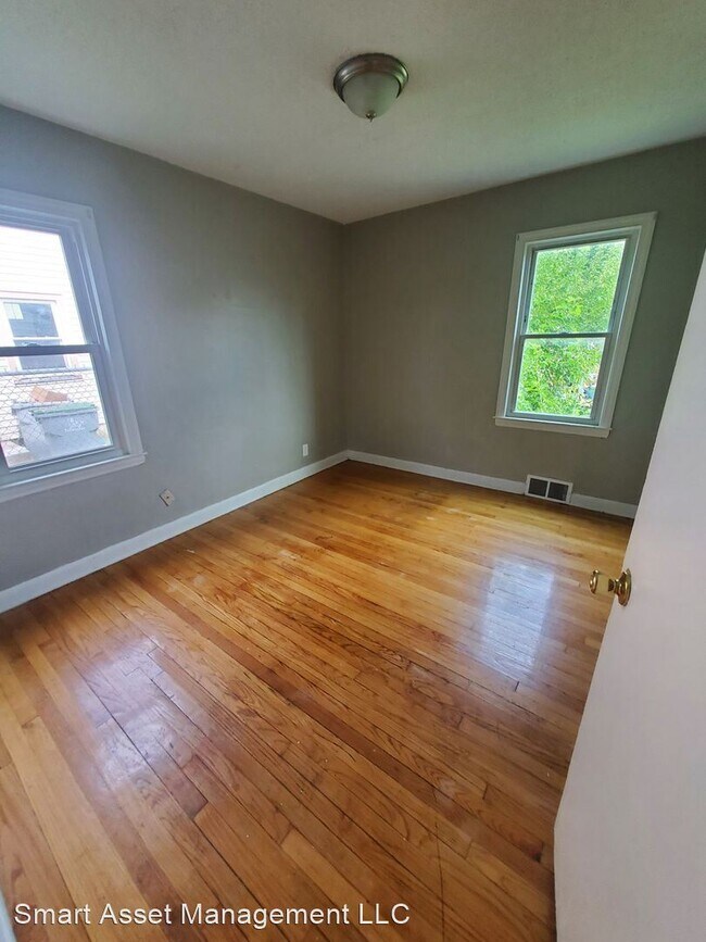Foto del edificio - 3 br, 1.5 bath House - 4260 N 36th St.