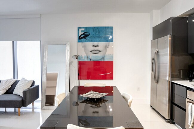 Foto del edificio - 31 SE 6th St