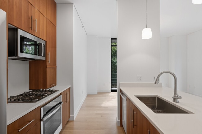Foto del edificio - 922 NW 11th Ave