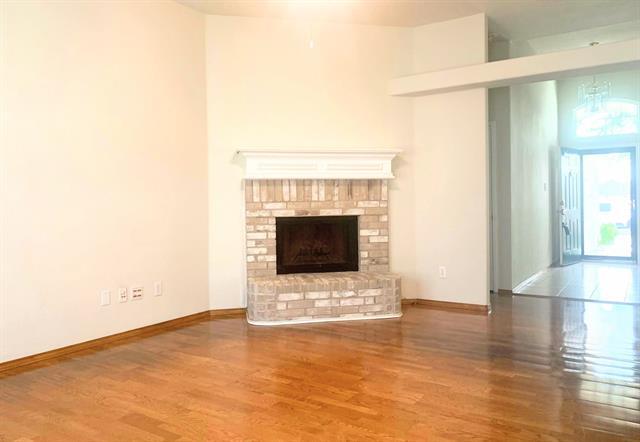 Foto del edificio - 313 Foreston Dr