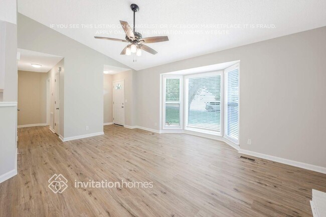 Foto del edificio - 1015 Rolling Meadow Dr