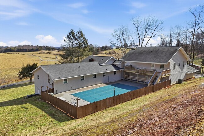 Foto del edificio - 1839 Crumley Rd