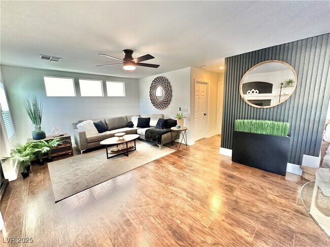 Foto del edificio - 10263 Splendor Ridge Ave