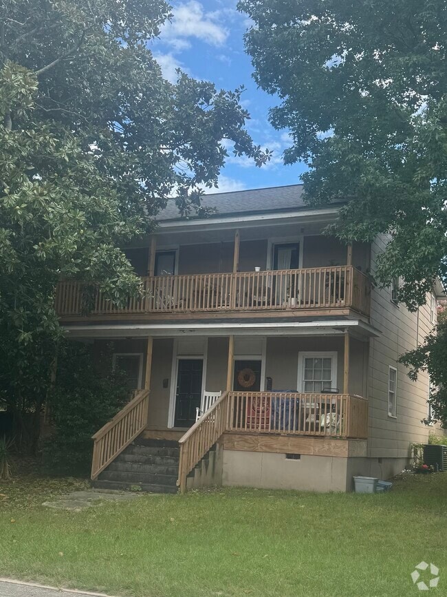 Building Photo - 1143 Olympia Ave