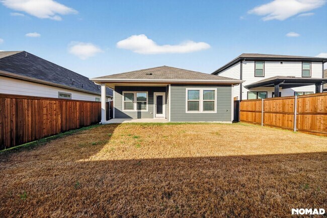 Foto del edificio - 3913 Marble Fls Dr