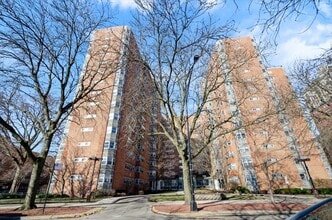 Building Photo - 4950 N Marine Dr