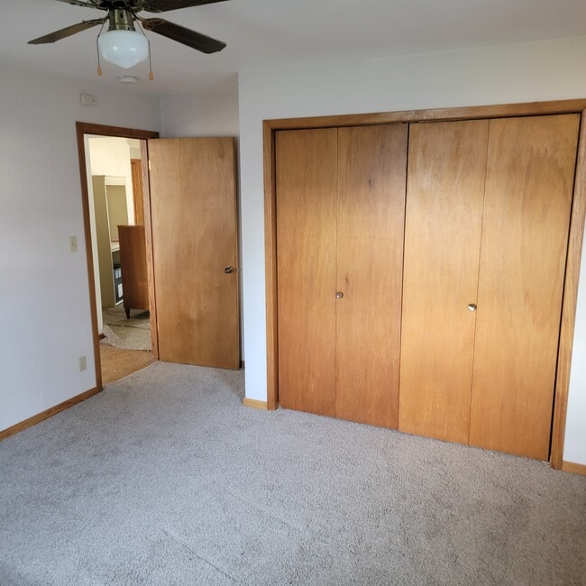 Building Photo - 205 Grape St