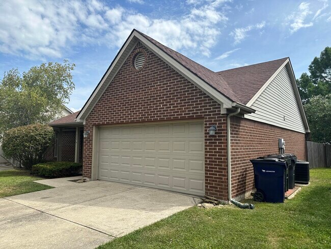 Foto del edificio - 969 Ridgebrook Rd