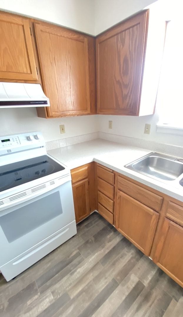 Building Photo - Nicely Updated Townhome In A Small Town