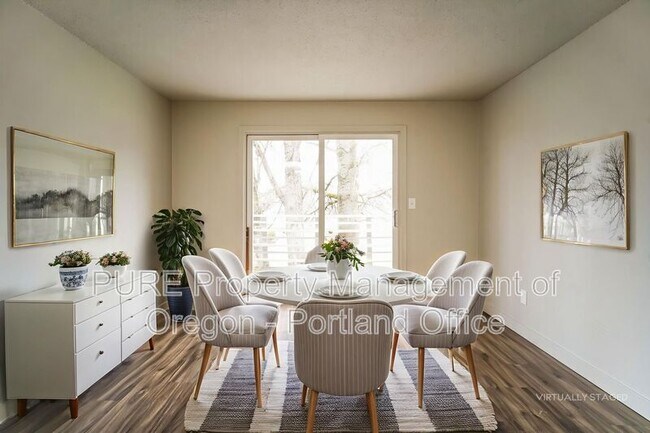 Foto del edificio - 18411 E Burnside St