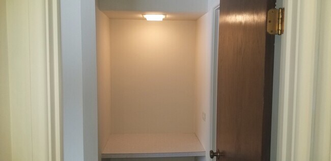 Foto del edificio - 12826 Hill Dr