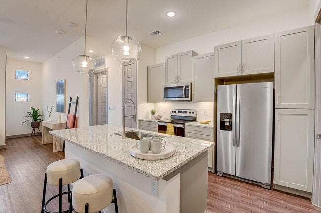 Building Photo - The Mark at Arlington