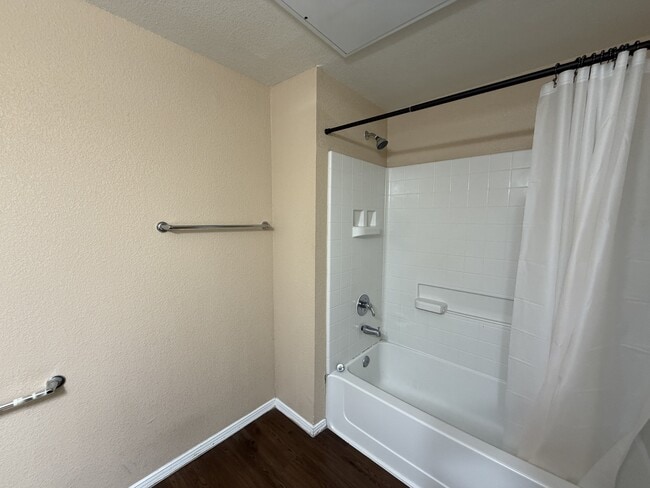 Building Photo - 9811 Socorro Rd