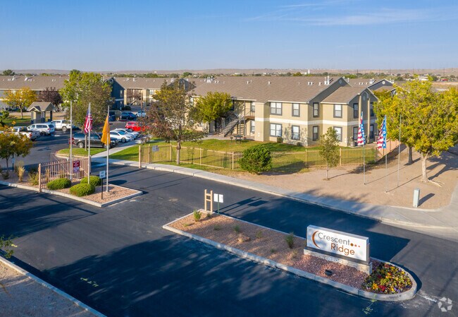 Crescent Ridge Apartments photo'
