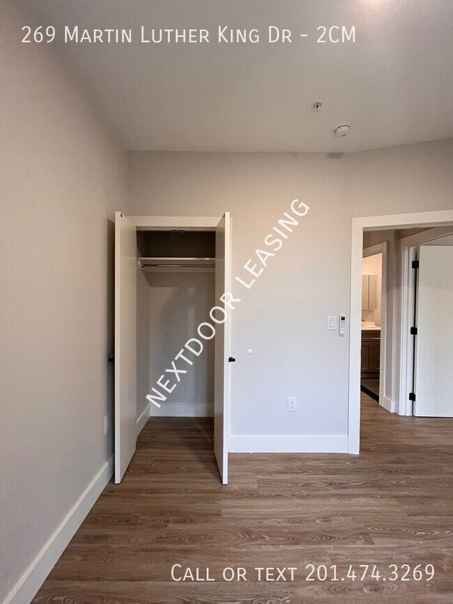 Foto del edificio - 269 M.L.K. Drive