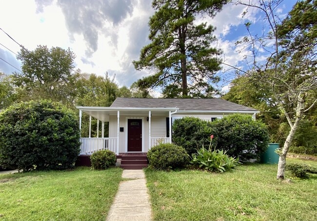 Photo - 1115 Onslow St House