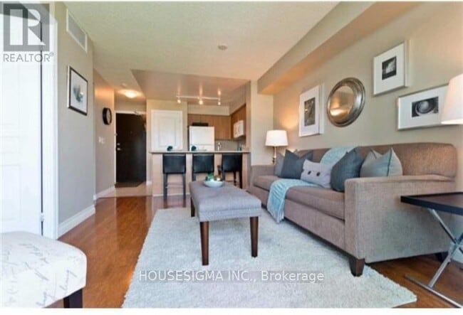 Building Photo - 1600 Charles St