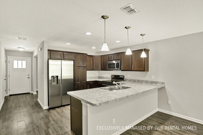 Building Photo - 5230 Walkers Ridge Dr