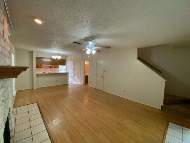 Foto del edificio - 6715 Old Quarry Ln