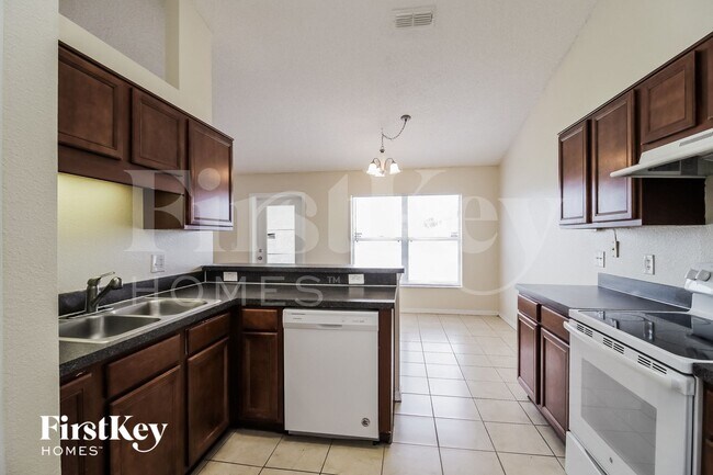 Building Photo - 403 Danube Dr