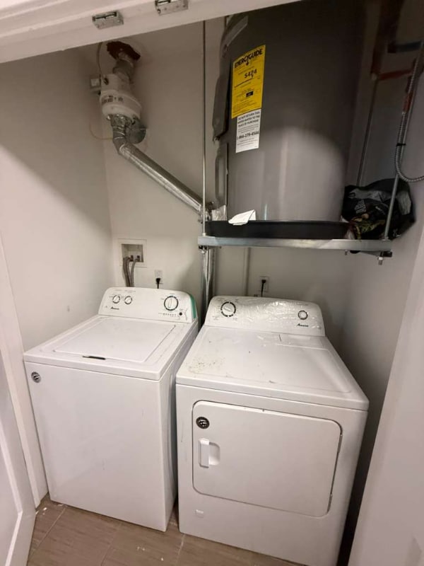 Building Photo - 329 W State St