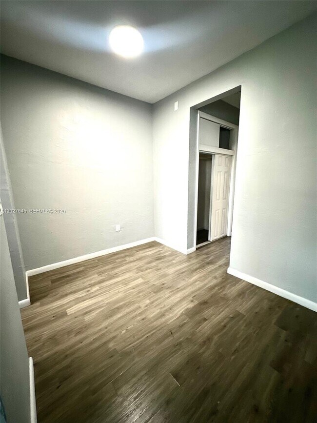 Foto del edificio - 710 Meridian Ave