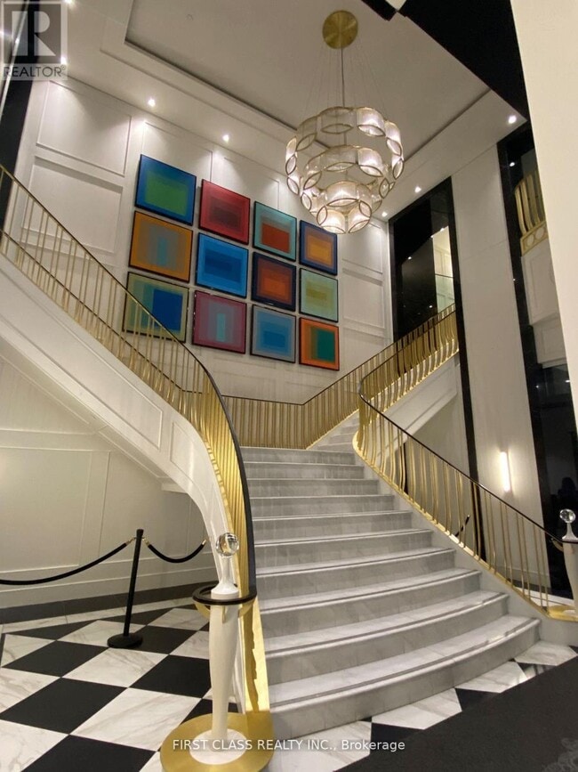 Building Photo - 955 Bay St.