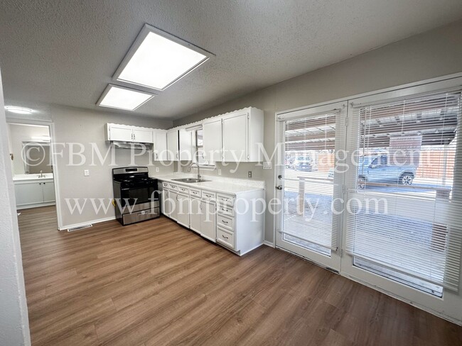 Foto del edificio - 307 S 9th St