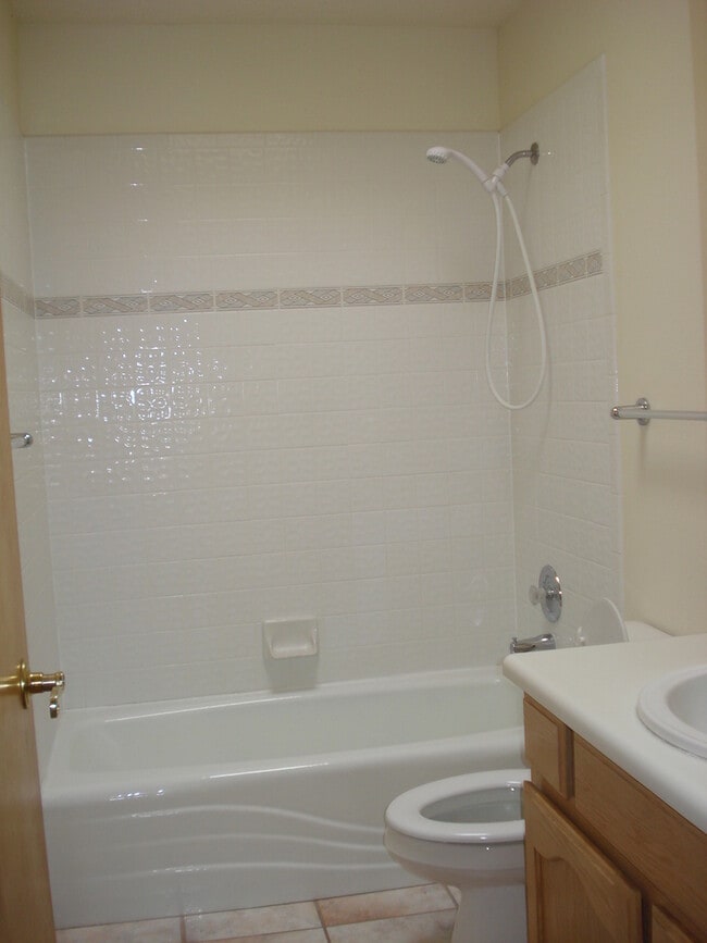 Building Photo - 6124 Nassif Ct NW