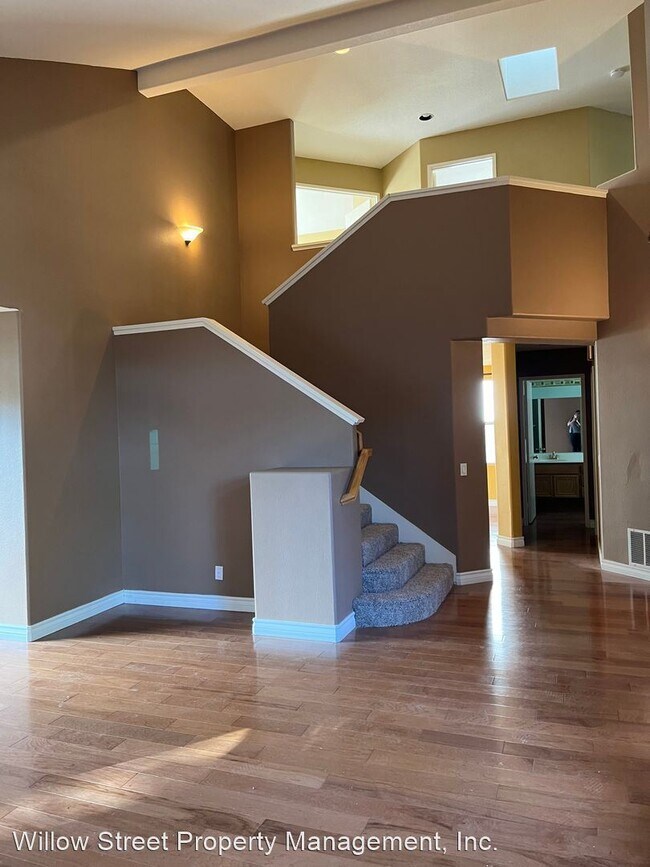 Building Photo - 4 br, 2.5 bath House - 45407 Paseo Durango