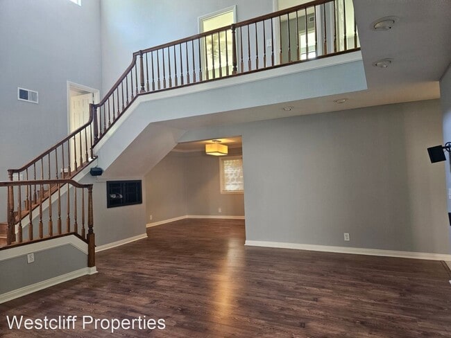 Building Photo - 4 br, 2.5 bath House - 24802 Forest Knoll Ln