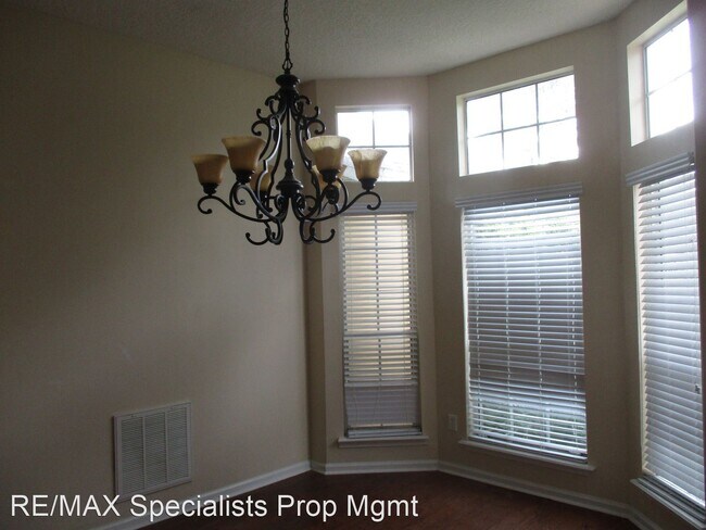 Building Photo - 4 br, 3 bath House - 3726 Reedpond Dr N