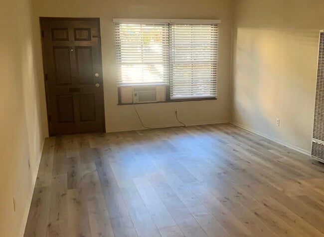 Foto del edificio - 4652 Colfax Ave