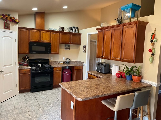 Foto del edificio - 879 Vandenburg Dr